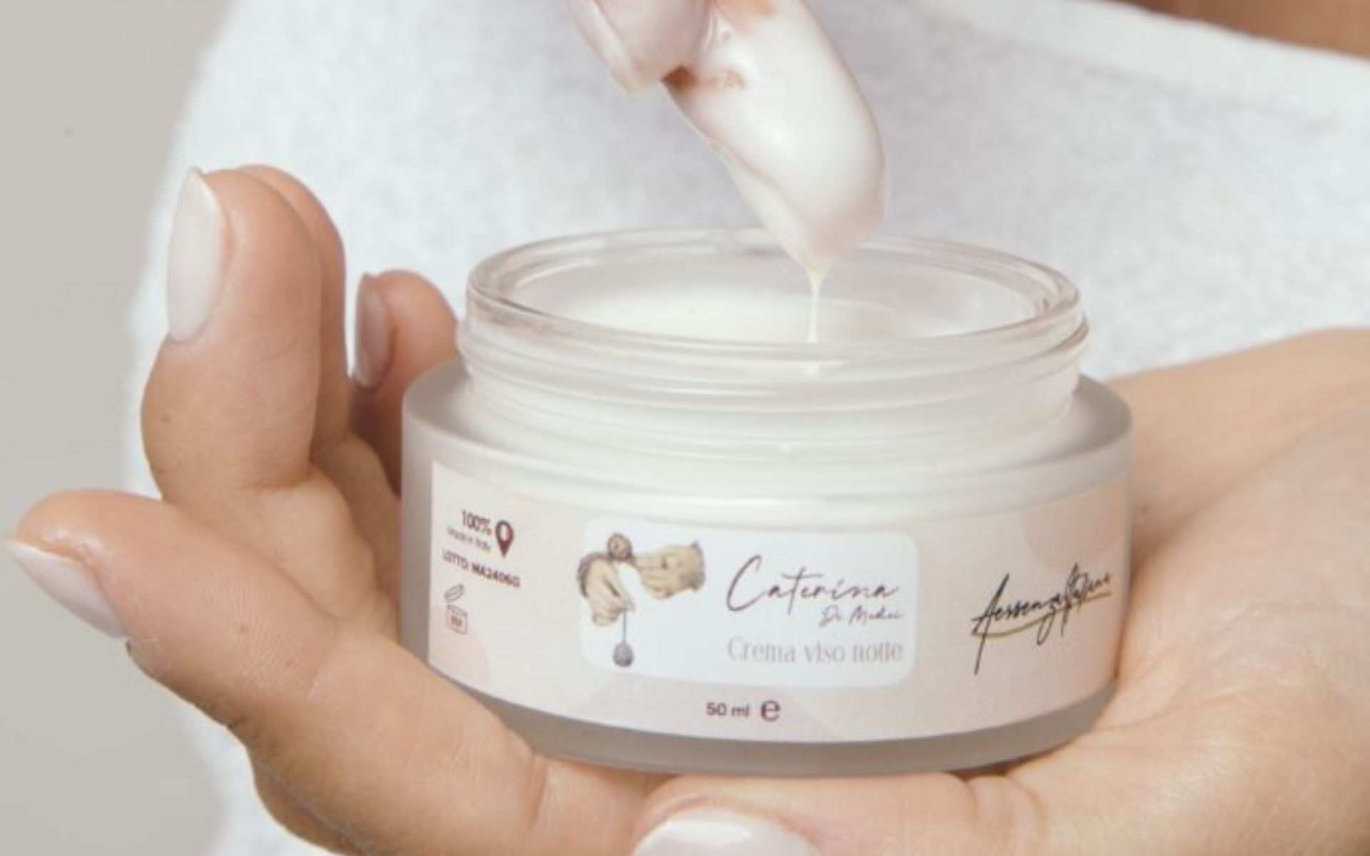 Caterina de medici – Marca innovadora de cosméticos y fragancias para la farmacia española